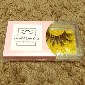 Niyah 3D Mink Eye lashes 25mm glamorous Niyah!